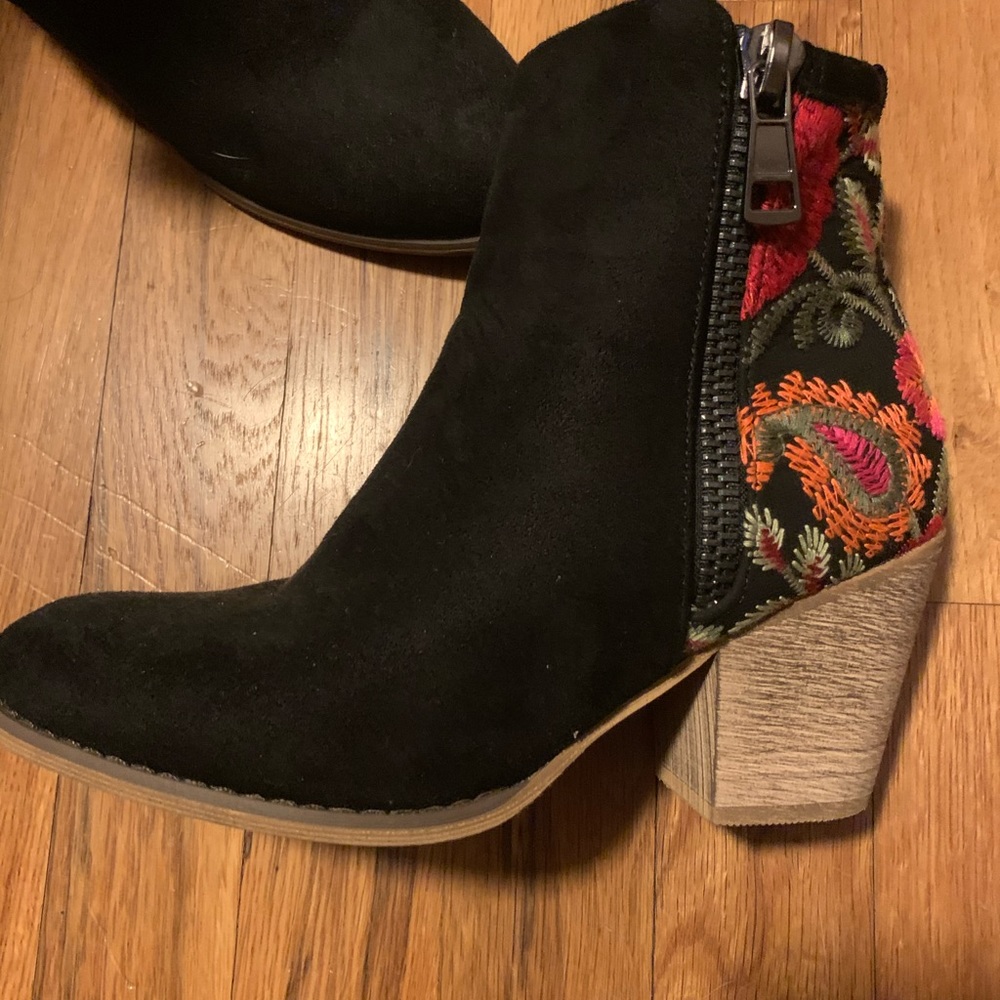 Black embroidered booties